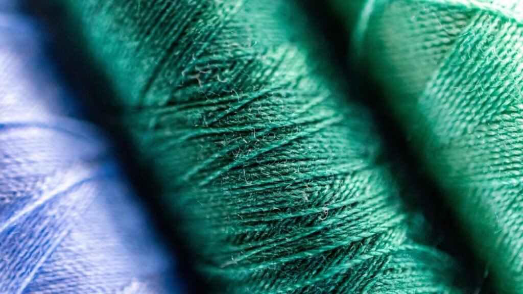 Damenpullover Strickanleitung als PDF kostenlos herunterladen